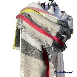 New Juicy Couture  Knit Logo Crown Blanket Scarf Wrap